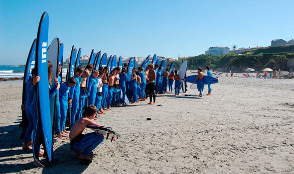 campamentos de verano con surf