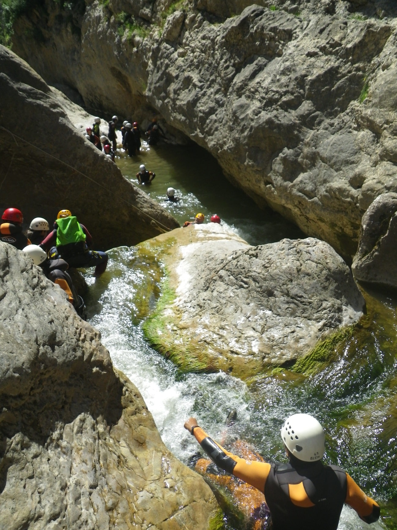 Campus de escalada infantil - Escalada, barranquismo y montañismo en  Cantabria